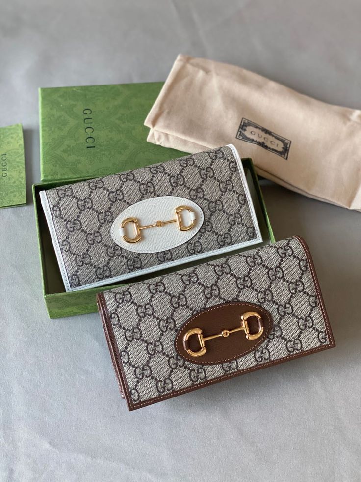 GG Horsebit Monogram Chain Bag – Beige & White