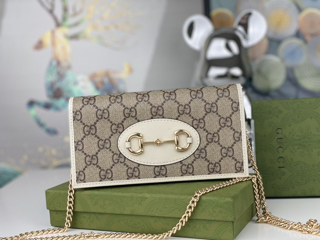 GG Horsebit Monogram Chain Bag – Beige & White