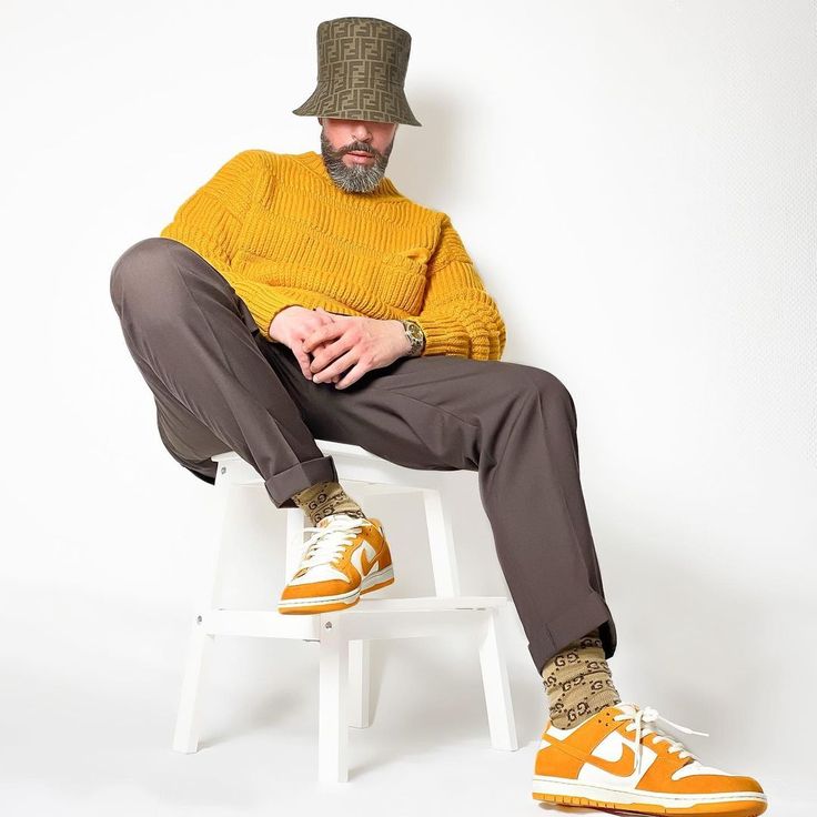 FENDI Brown Monogram Bucket Hat – FF Pattern