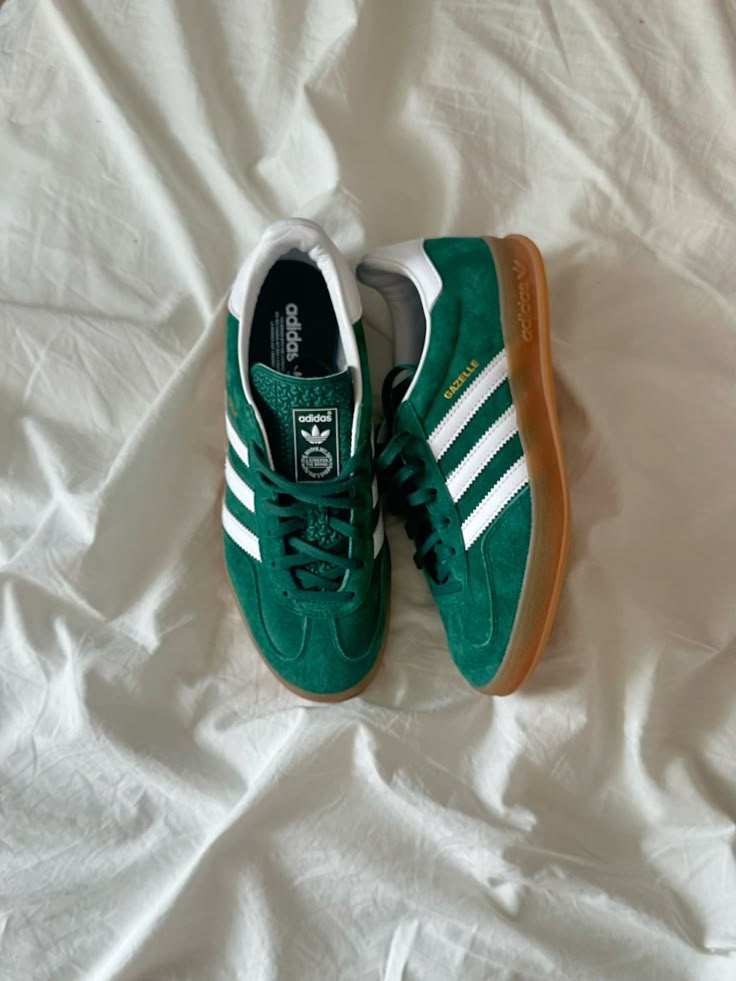 Gazelle Heritage – Emerald Suede Edition