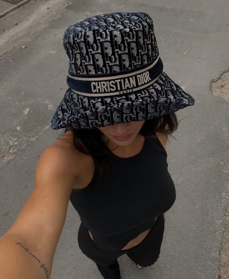 Luxury-Inspired Toile Bucket Hat – Navy & Cream